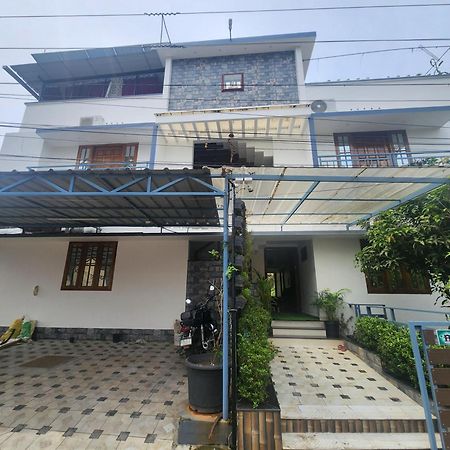 Happyhomes Homestay Thiruvananthapuram Exterior foto